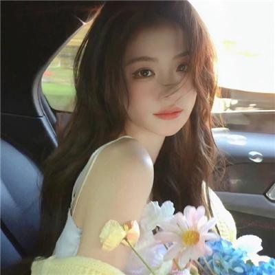 落花逢君冠中宫